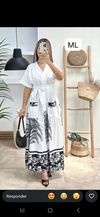 Vestido en tela popelina largo.